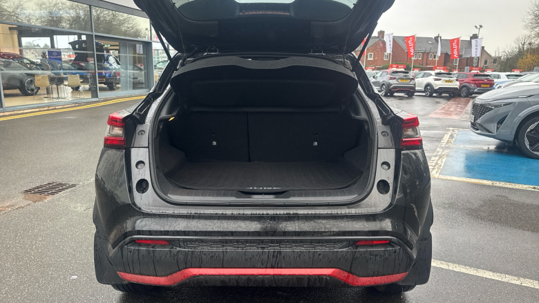 Nissan Juke 1.0 DiG-T N-Connecta 5dr Petrol Hatchback